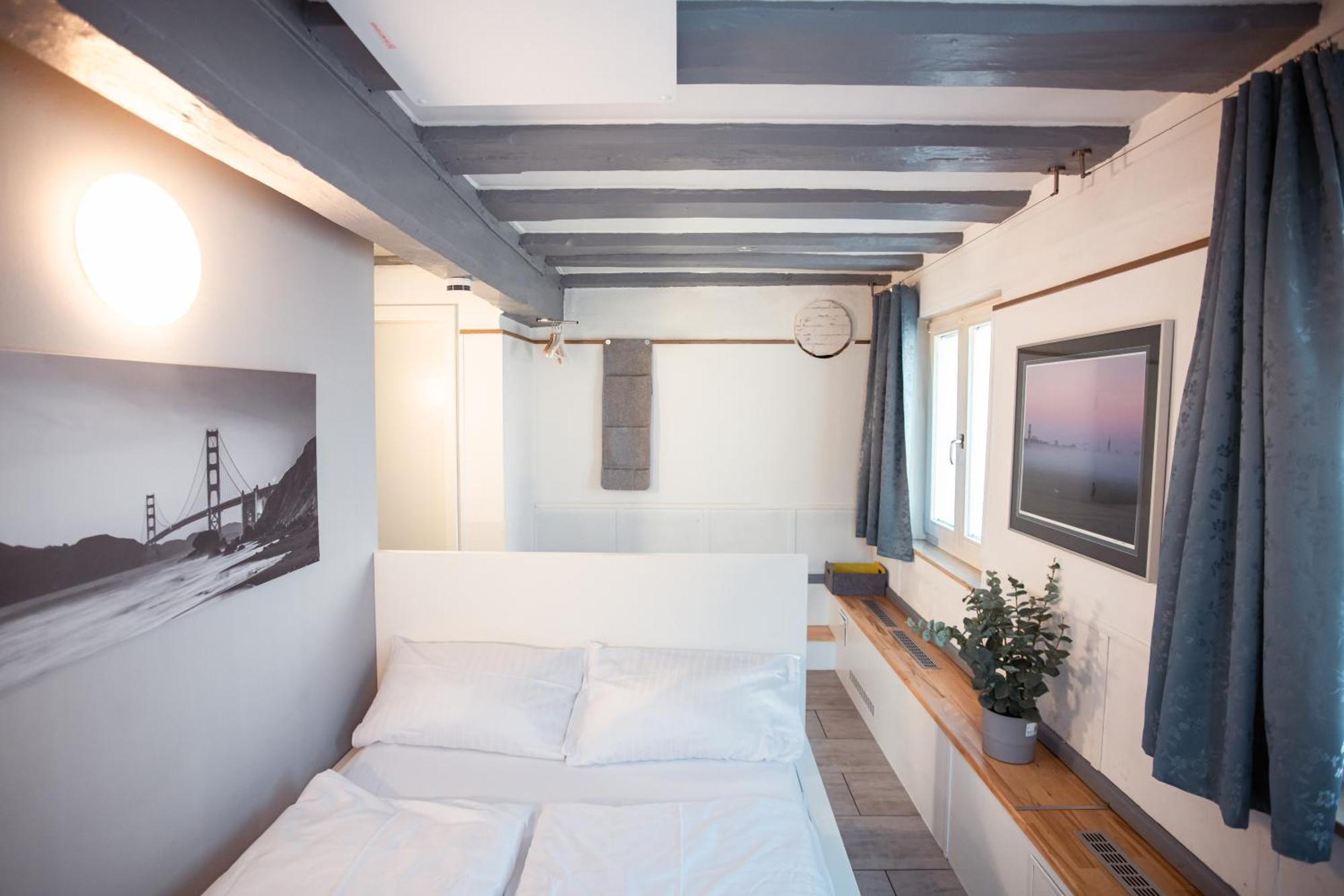 Haus99 Budget Pension & Apartments Furth Bagian luar foto